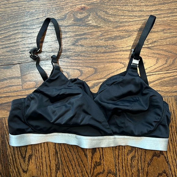 Hot Milk Freedom hands free pumping and clip down nursing bra - Picture 7 of 12